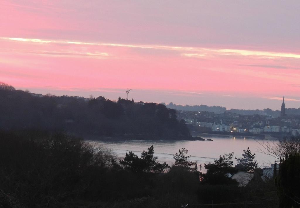 Bed and Breakfast Les Terrasses Du Ris Douarnenez Exterior foto