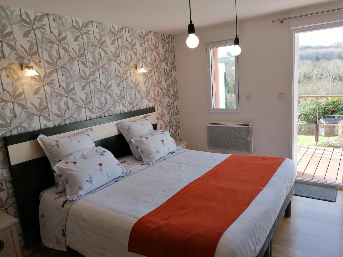 Bed and Breakfast Les Terrasses Du Ris Douarnenez Exterior foto