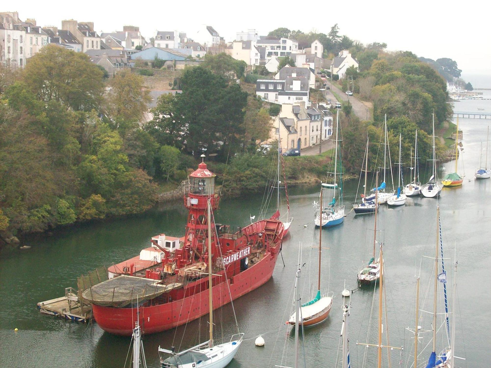 Bed and Breakfast Les Terrasses Du Ris Douarnenez Exterior foto